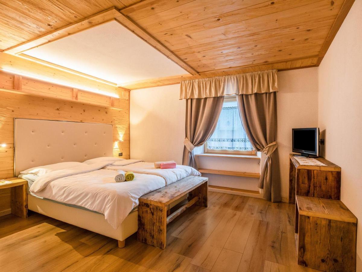 Chalet Osmar Appartamento 1 Campitello di Fassa Dış mekan fotoğraf