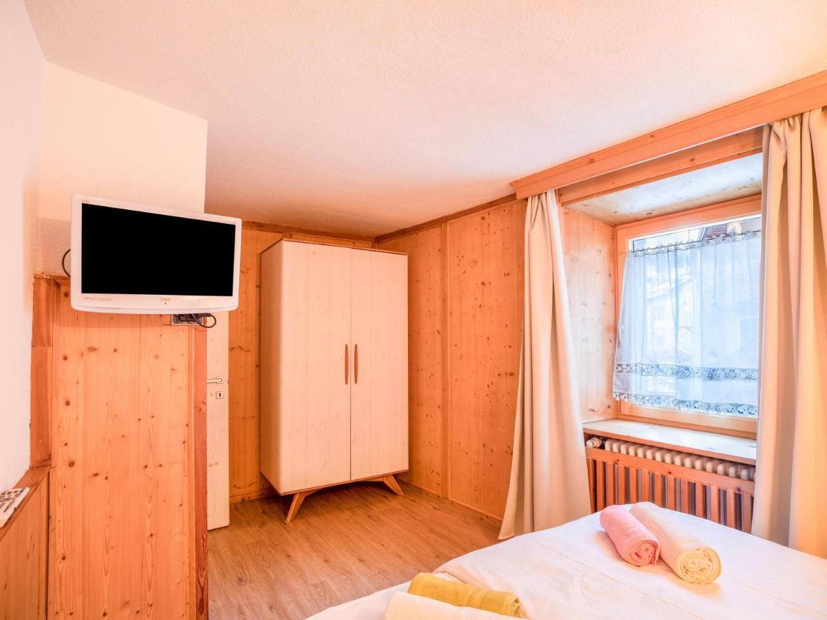 Chalet Osmar Appartamento 1 Campitello di Fassa Dış mekan fotoğraf